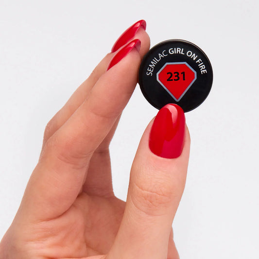 231 Girl on Fire - Semilac Soak Off Gel / Hybrid Nail Polish