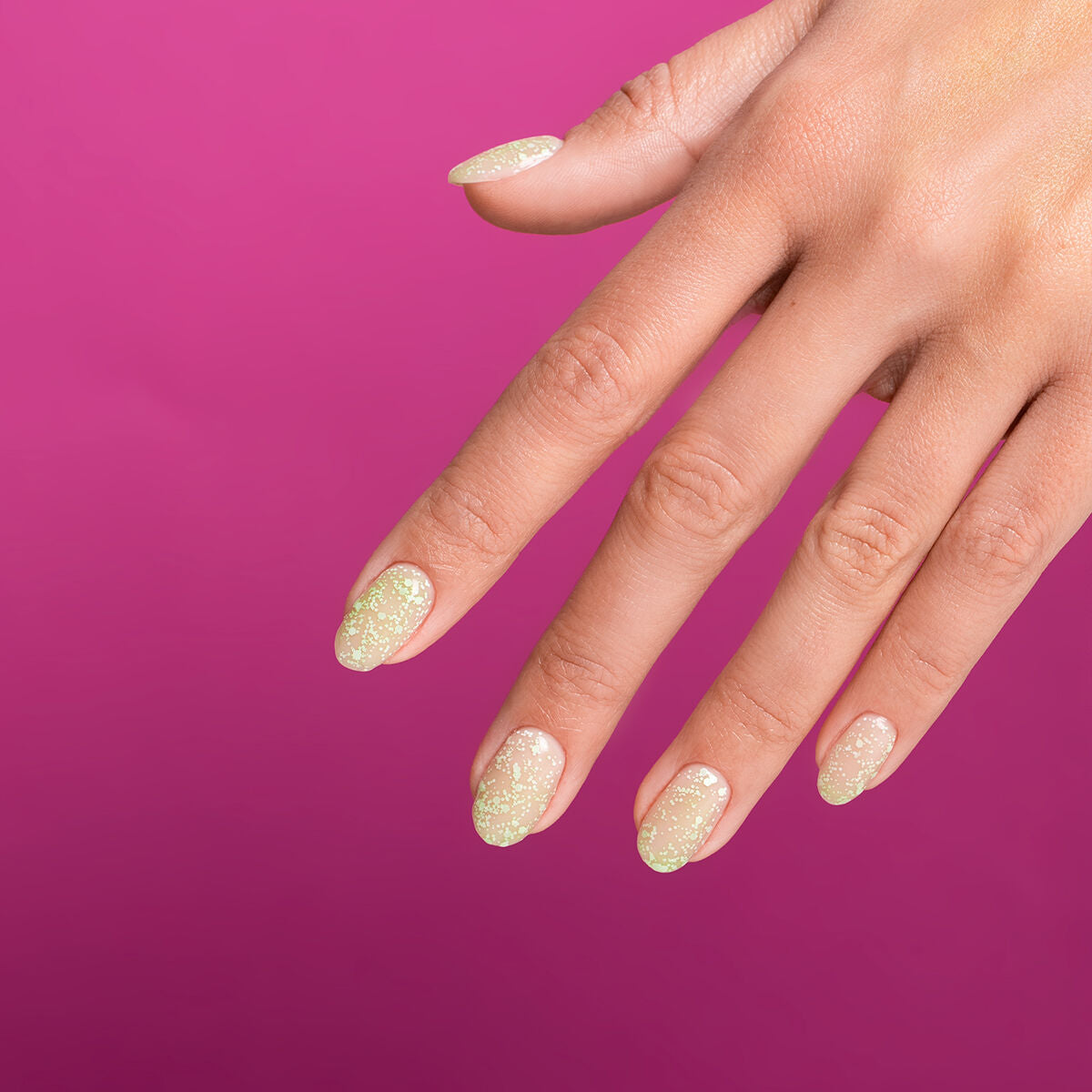 494 Frozen Pistachios - Semilac Soak Off Gel / Hybrid Nail Polish