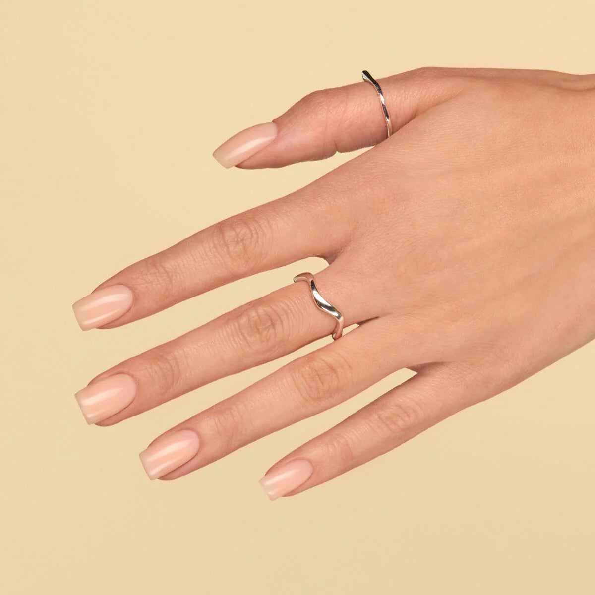 584 Just Nude - Semilac Soak Off Gel / Hybrid Nail Polish