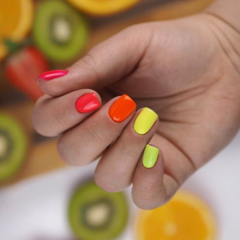 565 NEON YELLOW Semilac Soak Off Gel / Hybrid Nail Polish - SemilacUSA