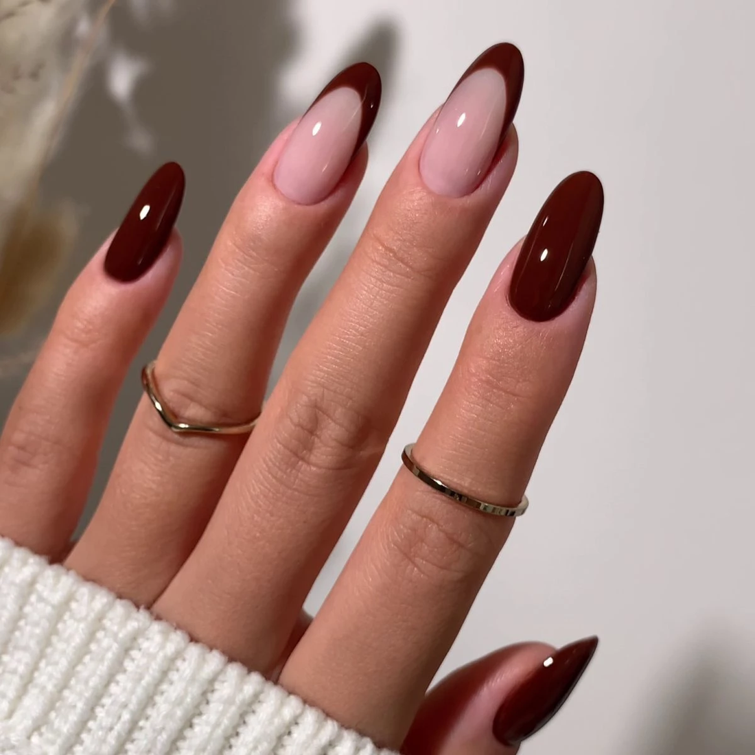 Base coat – types and choosing the right Semilac base