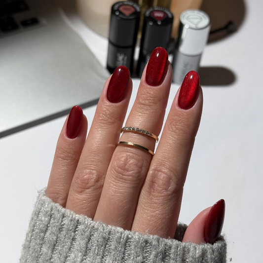 Holiday nails step by step with Semilac Gel Nail Polish