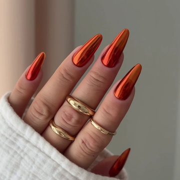 Mirror nails – how to create using Semilac UV Hybrid