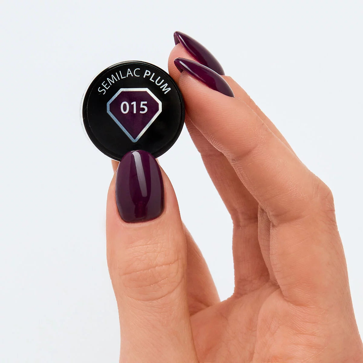 015 Plum - Semilac Soak Off Gel / Hybrid Nail Polish