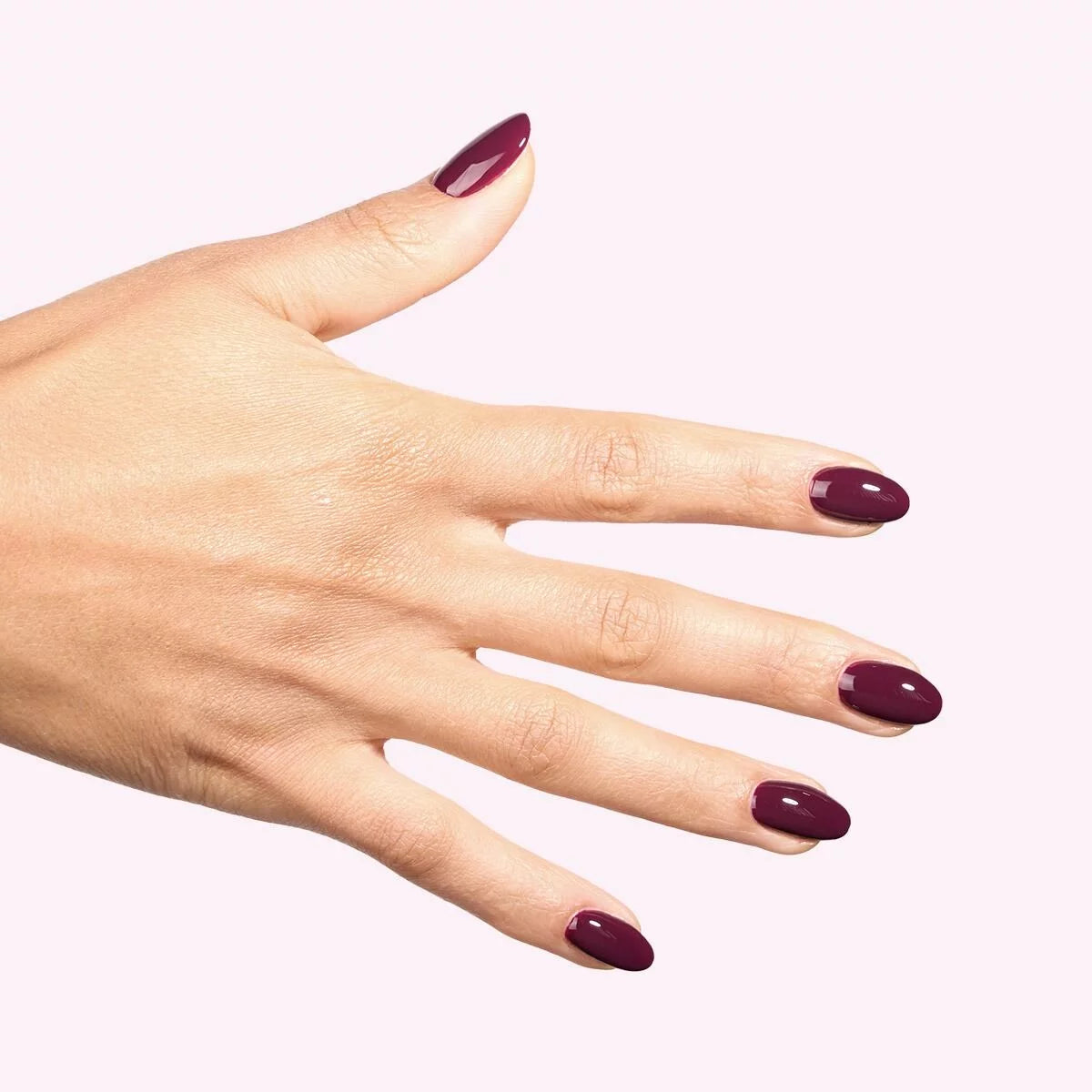 740 Deep Plum - Semilac Soak Off Gel / Hybrid Nail Polish