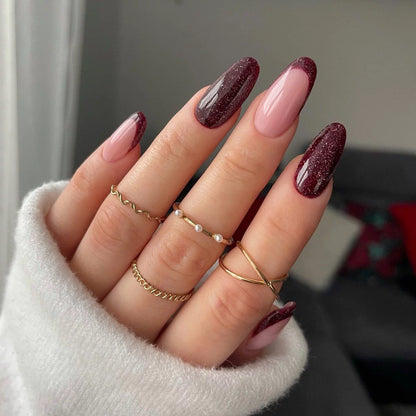 393 Sparkling Black Cherry - Semilac Soak Off Gel / Hybrid Nail Polish