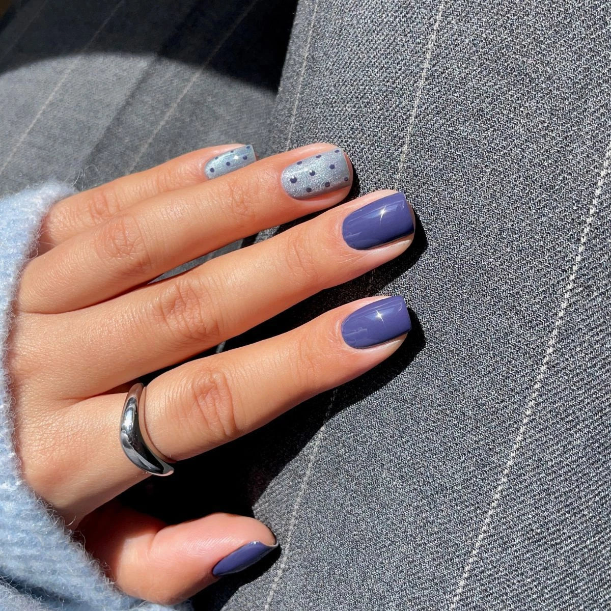 741 Navy Eclipse - Semilac Soak Off Gel / Hybrid Nail Polish