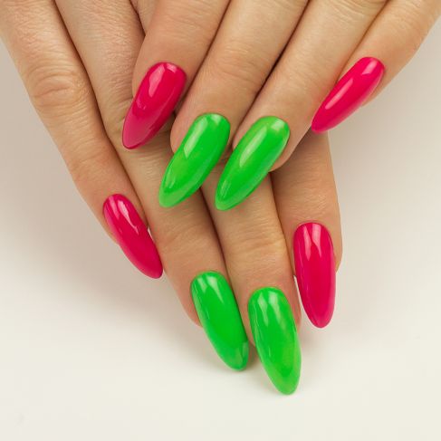 103 Elegant Raspberry - Semilac Soak Off Gel Off / Hybrid Nail Polish - "Tropical Drinks" Collection - SemilacUSA