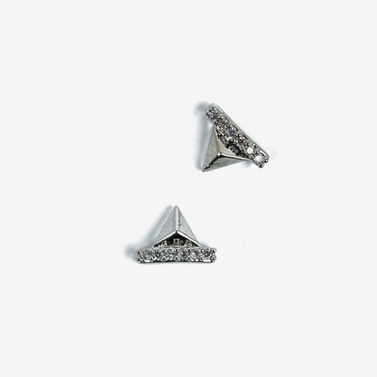 783 SILVER PYRAMIDS  Semilac Nail Art Decorations 2 pcs - SemilacUSA